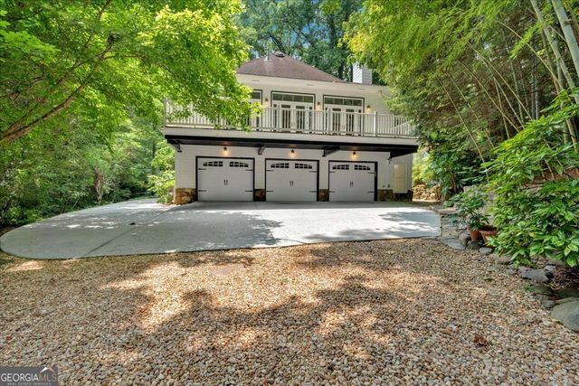 400 OLD IVY Road NE, Atlanta, GA 30342