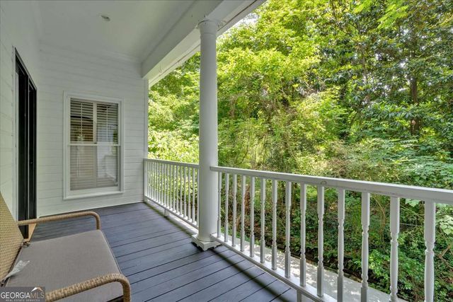 400 OLD IVY Road NE, Atlanta, GA 30342