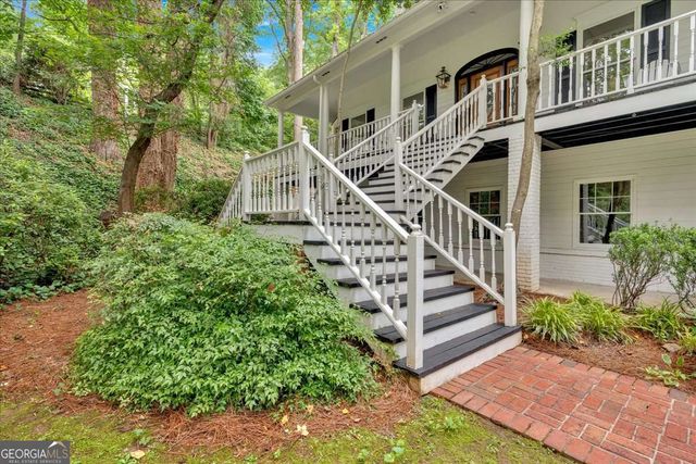 400 OLD IVY Road NE, Atlanta, GA 30342