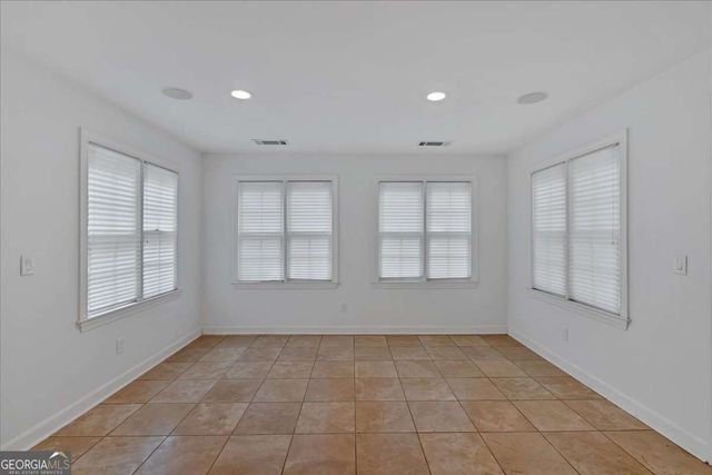 400 OLD IVY Road NE, Atlanta, GA 30342