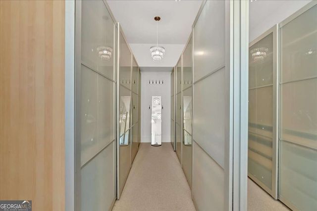 400 OLD IVY Road NE, Atlanta, GA 30342