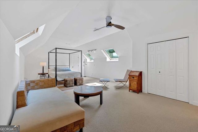 400 OLD IVY Road NE, Atlanta, GA 30342