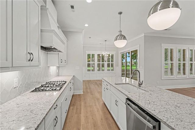 5106 Whaitley Lane, Greensboro, NC 27407