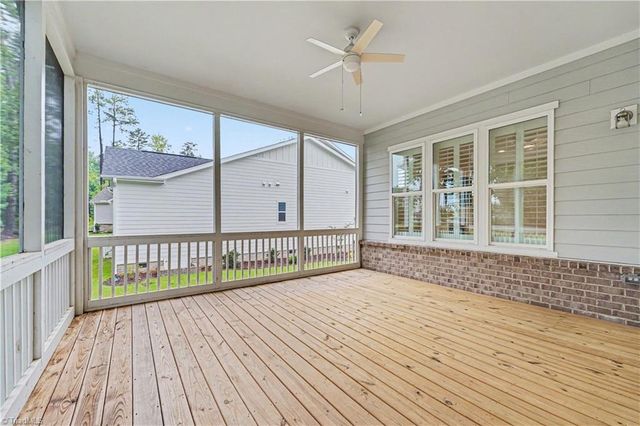 5106 Whaitley Lane, Greensboro, NC 27407