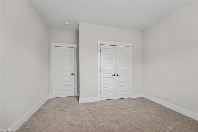 5106 Whaitley Lane, Greensboro, NC 27407