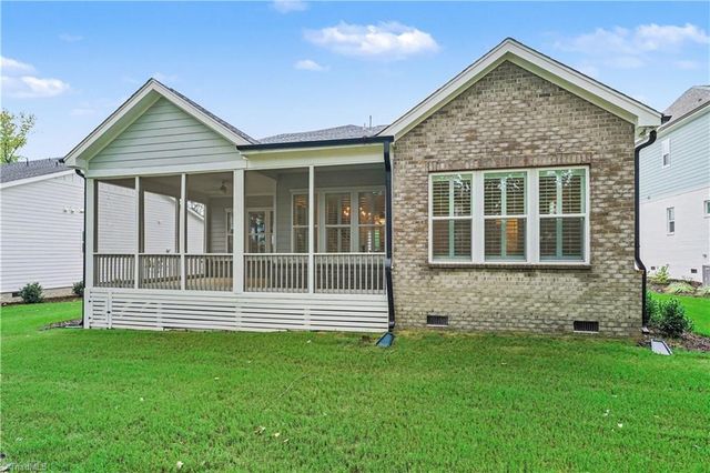 5106 Whaitley Lane, Greensboro, NC 27407