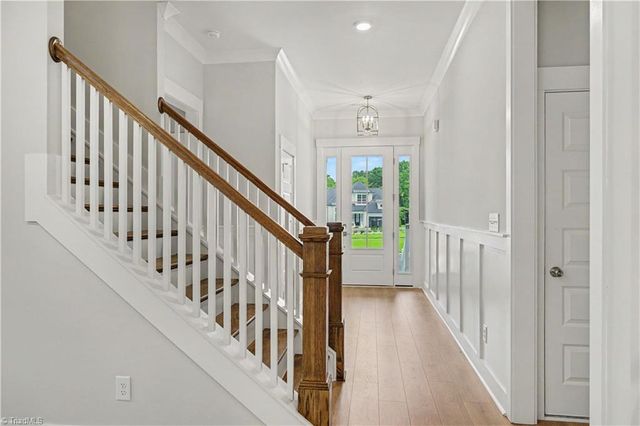 5106 Whaitley Lane, Greensboro, NC 27407