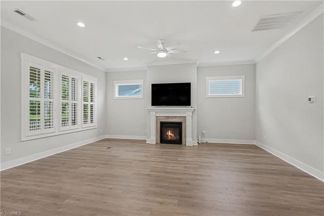 5106 Whaitley Lane, Greensboro, NC 27407