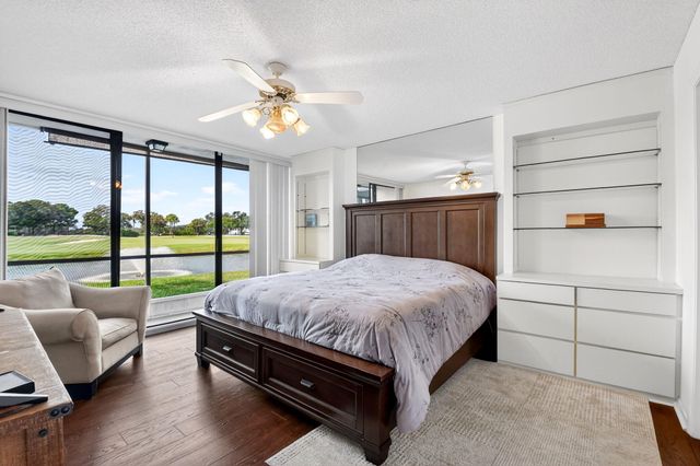 2421 Village Boulevard 106, West Palm Beach, FL 33409