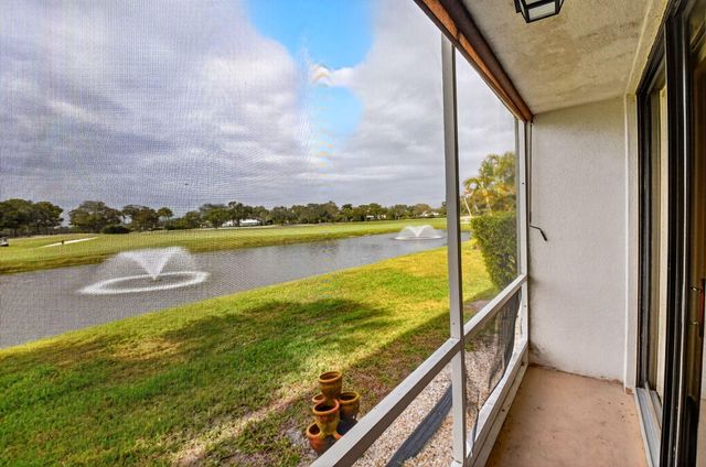 2421 Village Boulevard 106, West Palm Beach, FL 33409