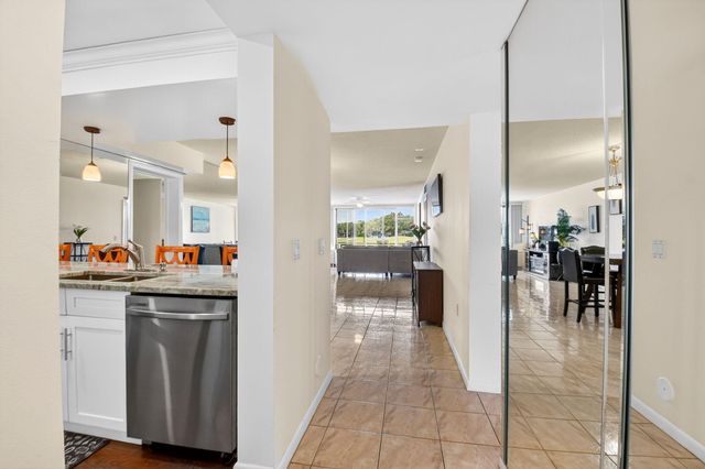 2421 Village Boulevard 106, West Palm Beach, FL 33409