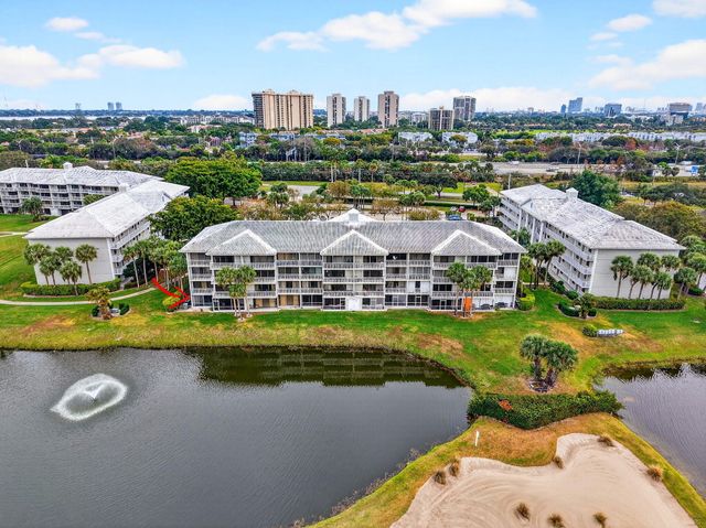 2421 Village Boulevard 106, West Palm Beach, FL 33409