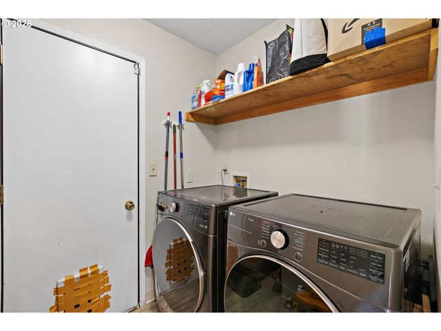 7509 Ne VANCOUVER MALL Dr A5, Vancouver, WA 98662
