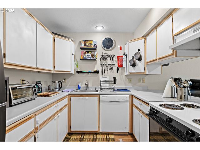 7509 Ne VANCOUVER MALL Dr A5, Vancouver, WA 98662