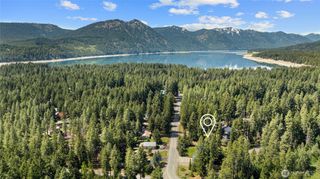 61 S Lake Cabins Road, Ronald, WA 98940