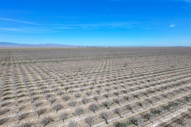 22889 S Colusa Avenue, Five Points, CA 93624