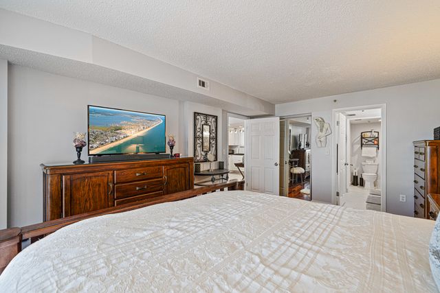 1040 Hwy 98, 516, Destin, FL 32541