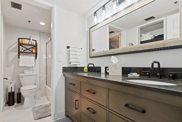 1040 Hwy 98, 516, Destin, FL 32541