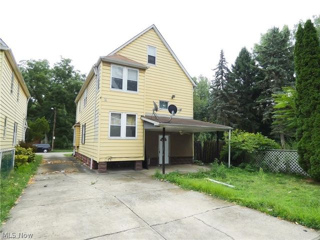 3864 E 52nd Street, Newburgh Heights, OH 44105
