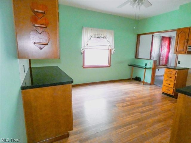 3864 E 52nd Street, Newburgh Heights, OH 44105