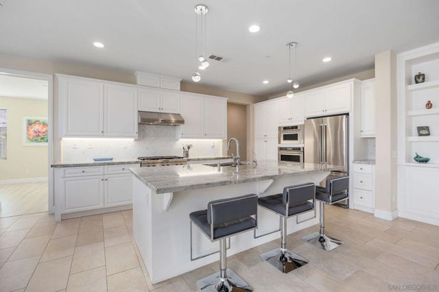 7957 Auberge Circle, San Diego, CA 92127