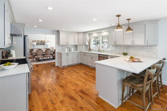 13 Hissarlik Way, Bedford, NY 10506