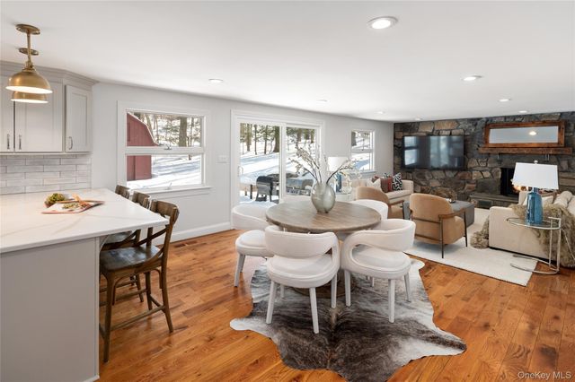 13 Hissarlik Way, Bedford, NY 10506