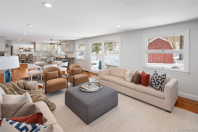 13 Hissarlik Way, Bedford, NY 10506