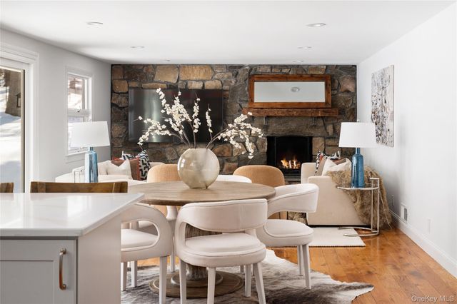 13 Hissarlik Way, Bedford, NY 10506