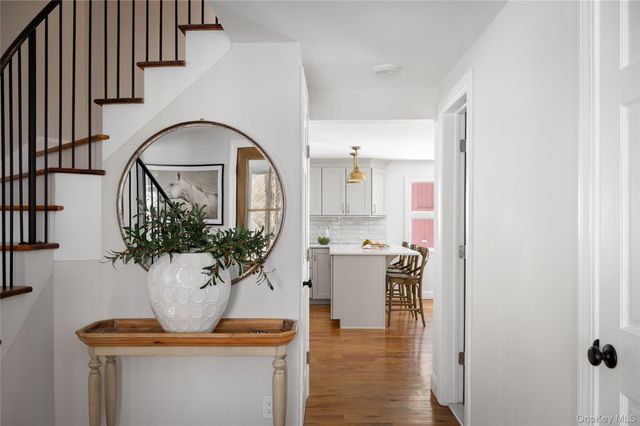 13 Hissarlik Way, Bedford, NY 10506