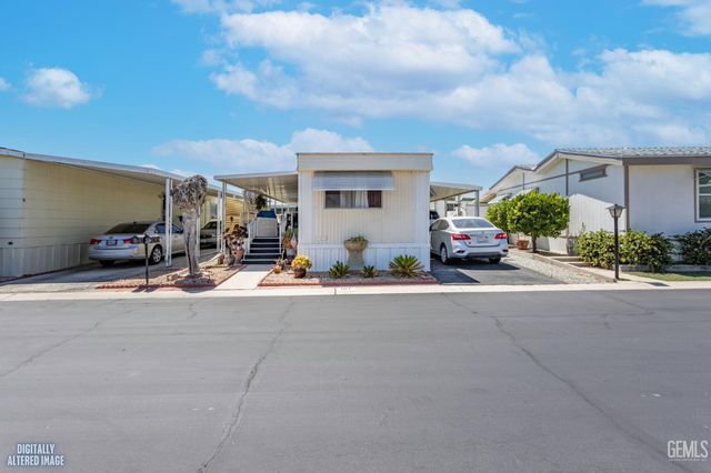 575 S Lyon Avenue 161, Hemet, CA 92543