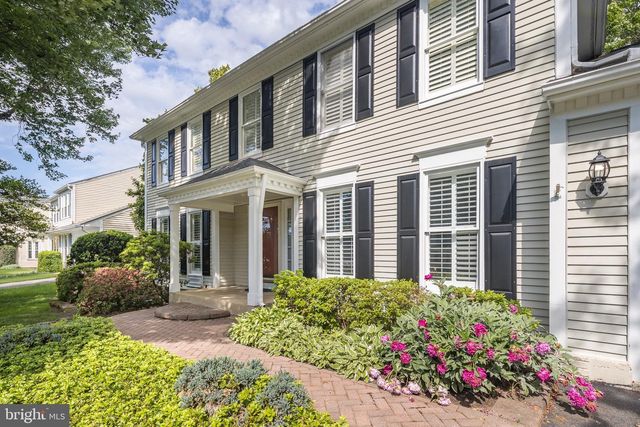 14392 FLOURCASTLE CT, Centreville, VA 20120