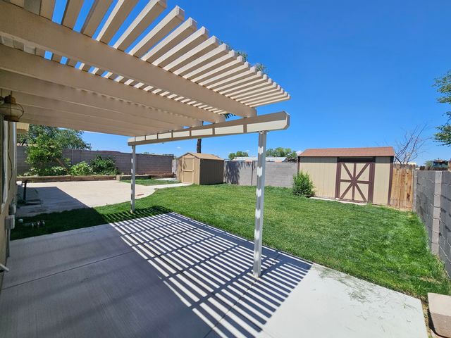 244 E Avenida Bernalillo, Bernalillo, NM 87004