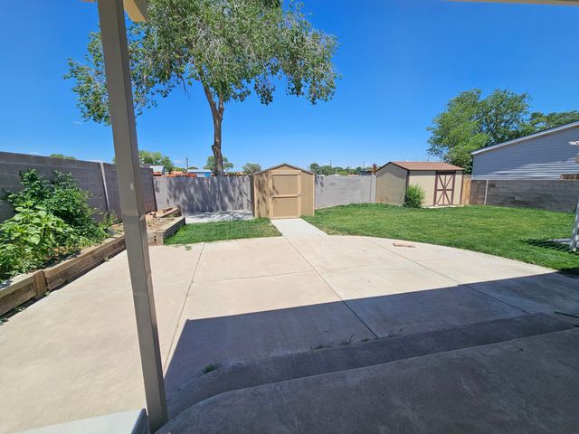244 E Avenida Bernalillo, Bernalillo, NM 87004