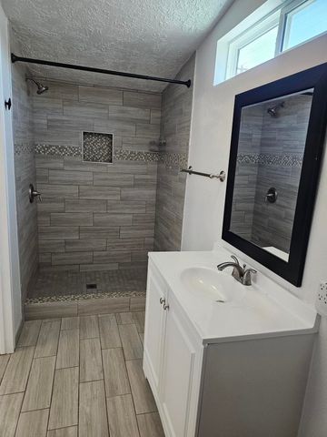 244 E Avenida Bernalillo, Bernalillo, NM 87004