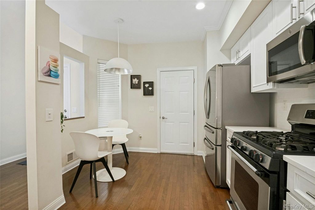 31 Glen Hill Lane 31, Tarrytown, NY 10591 — photo 5