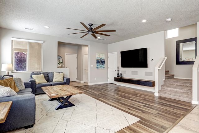 8827 Zephyr Place NW, Albuquerque, NM 87120