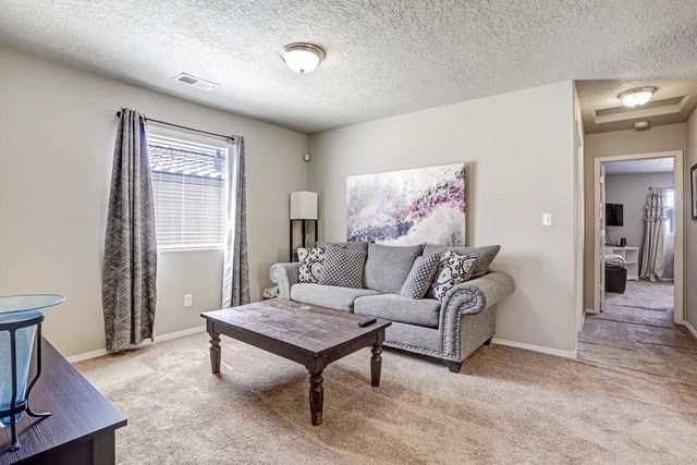 8827 Zephyr Place NW, Albuquerque, NM 87120