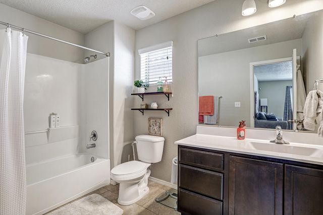 8827 Zephyr Place NW, Albuquerque, NM 87120
