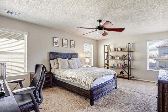 8827 Zephyr Place NW, Albuquerque, NM 87120