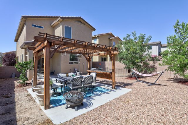 8827 Zephyr Place NW, Albuquerque, NM 87120