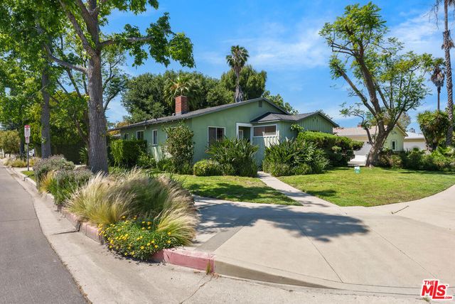 5801 Willis Avenue, Sherman Oaks, CA 91411