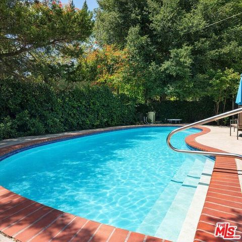 5801 Willis Avenue, Sherman Oaks, CA 91411
