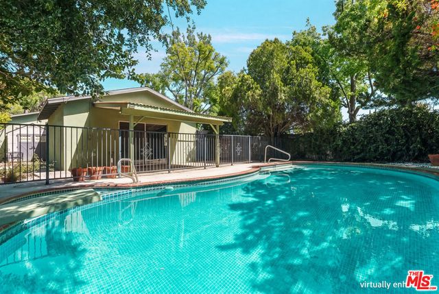 5801 Willis Avenue, Sherman Oaks, CA 91411