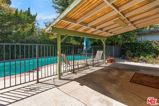 5801 Willis Avenue, Sherman Oaks, CA 91411