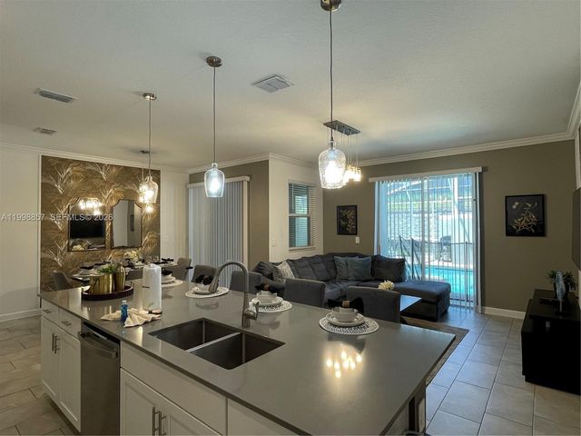 1132 NE Kingsbarn, Davenport, FL 33896