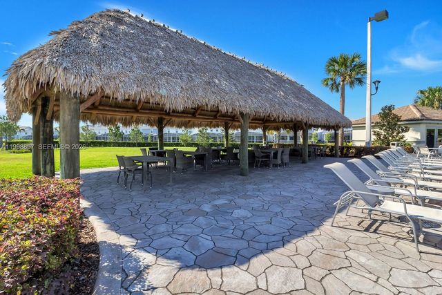 1132 NE Kingsbarn, Davenport, FL 33896