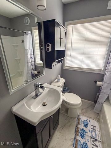 1915 Highlawn Avenue, Youngstown, OH 44509