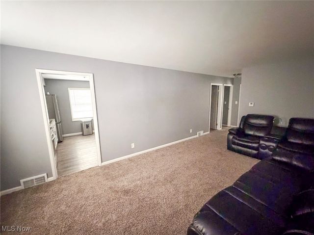 1915 Highlawn Avenue, Youngstown, OH 44509