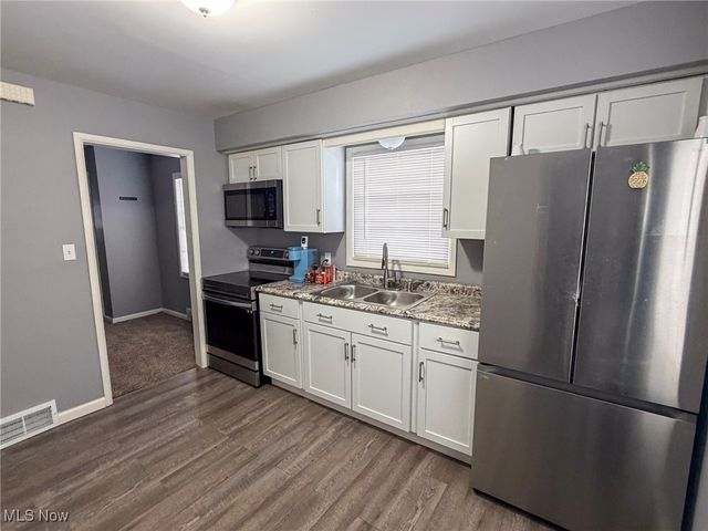 1915 Highlawn Avenue, Youngstown, OH 44509